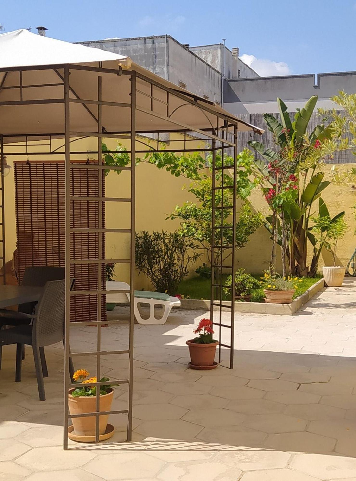 La Casetta Col Cortile Лечче Экстерьер фото